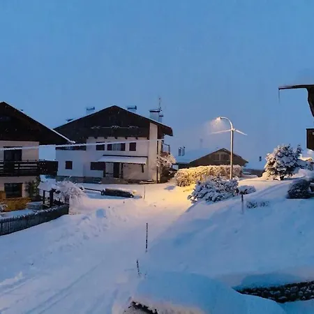 Apartment A Val Di Sopra,